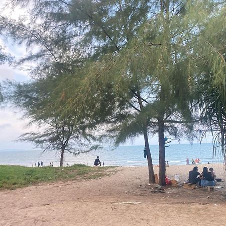 Sutra Impian Seaview Sutra Villa 2 Kuantan Exterior foto