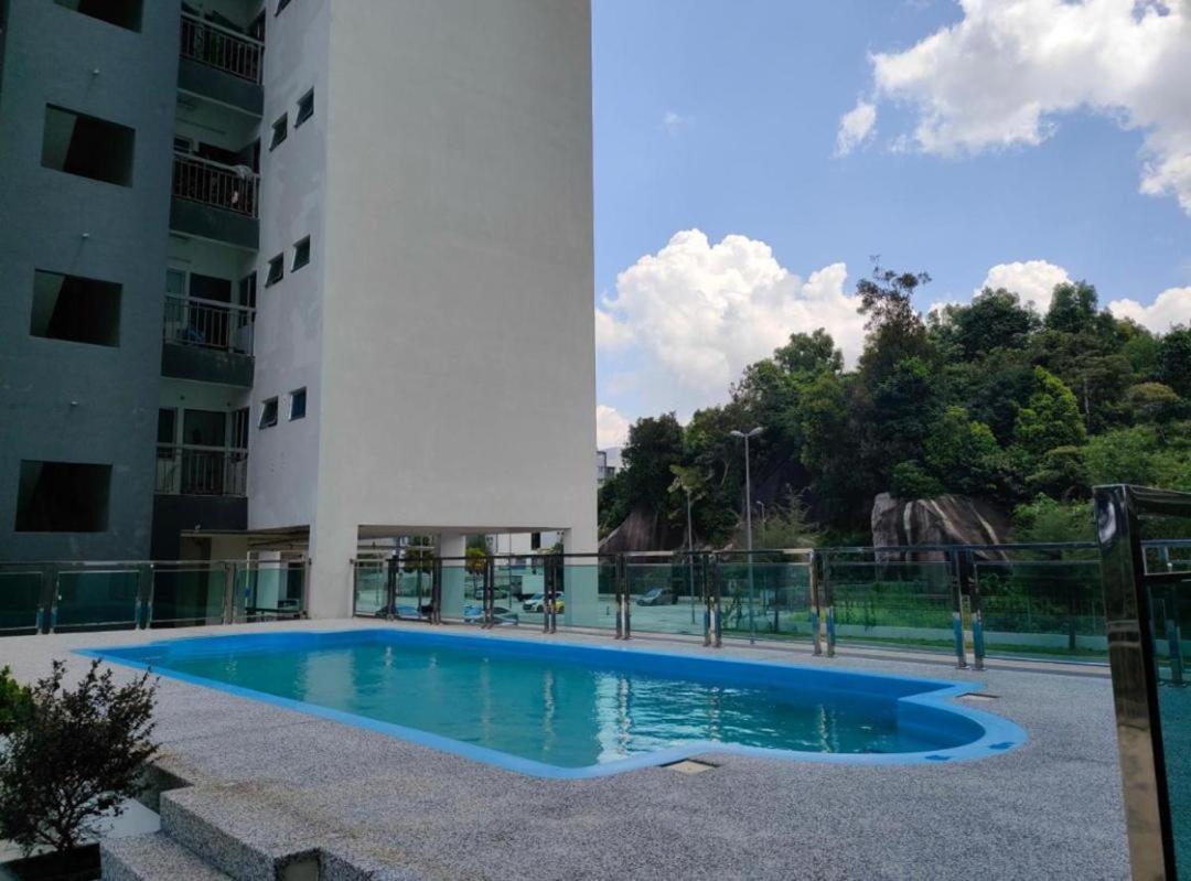 Sutra Impian Seaview Sutra Villa 2 Kuantan Exterior foto
